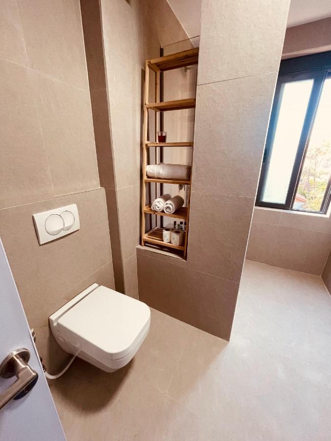 Cheerful 2-Bedroom Apartment In Golem Golem  Bagian luar foto